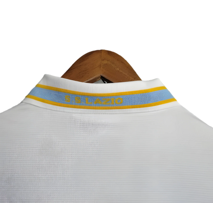 https://cdn.shopify.com/s/files/1/0826/7228/8075/files/19982000-lazio-cirio-puma-away-retro-kit-classickits433-914967.webp?v=1741199018