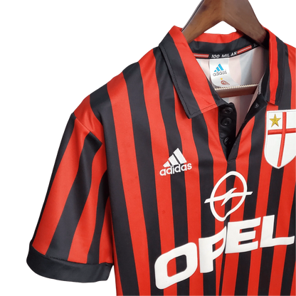 https://cdn.shopify.com/s/files/1/0826/7228/8075/files/19992000-ac-milan-opel-home-retro-kit-classickits433-377018.webp?v=1741198807