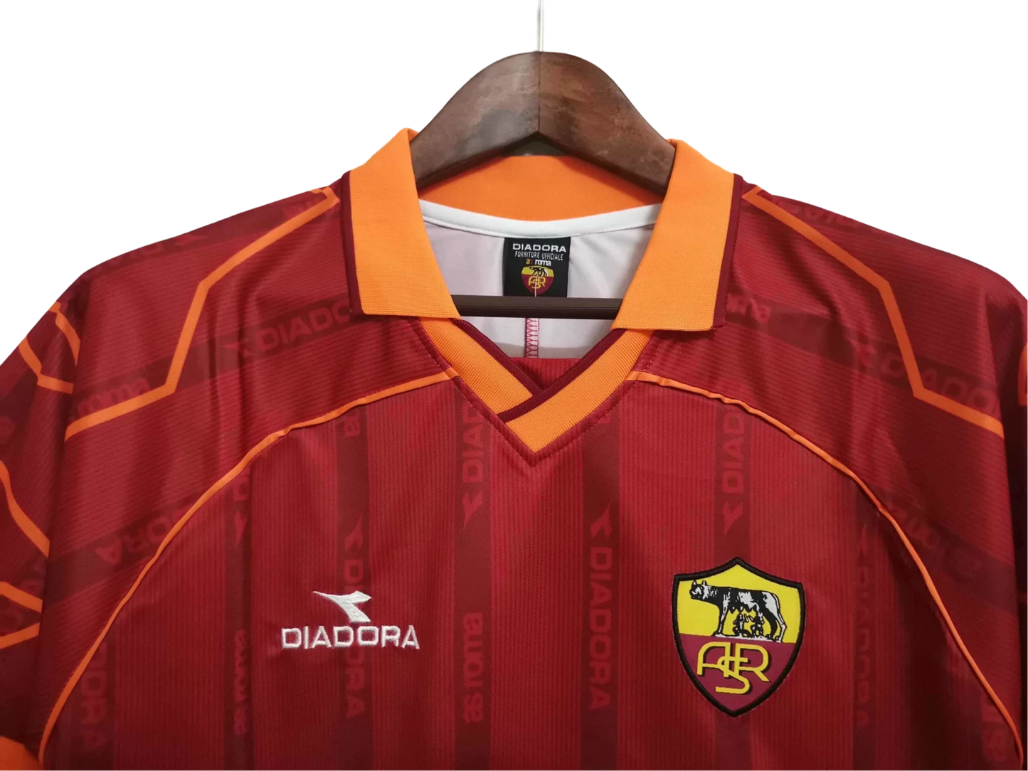 https://cdn.shopify.com/s/files/1/0826/7228/8075/files/19992000-as-roma-ina-assitalia-diadora-home-retro-kit-classickits433-292243.webp?v=1741199015