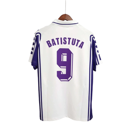https://cdn.shopify.com/s/files/1/0826/7228/8075/files/19992000-fiorentina-florence-toyota-fila-away-retro-kit-classickits433-989847.webp?v=1741199016