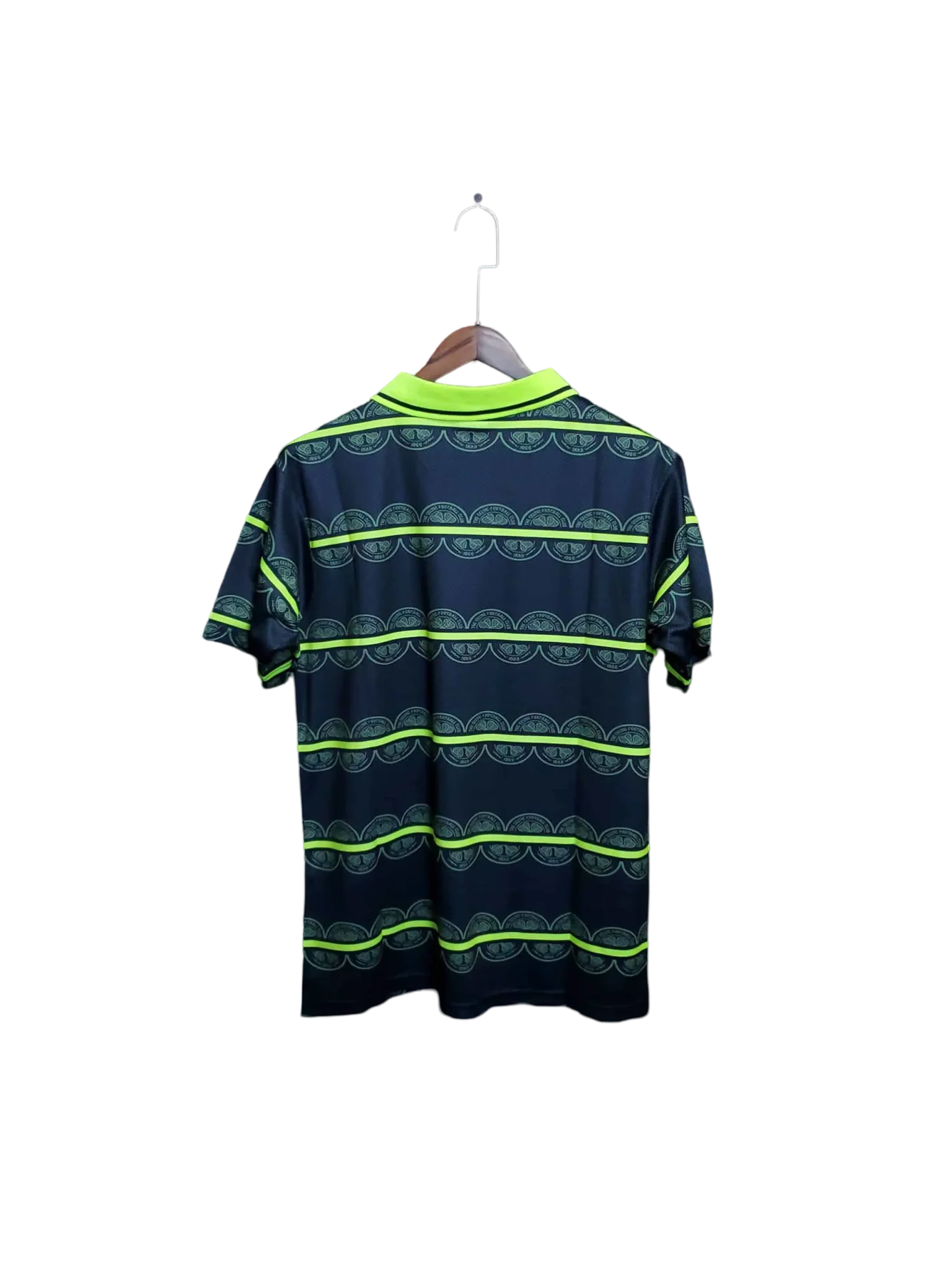 https://cdn.shopify.com/s/files/1/0826/7228/8075/files/19992000-glasgow-celtic-ntl-away-retro-kit-classickits433-549943.webp?v=1741198276