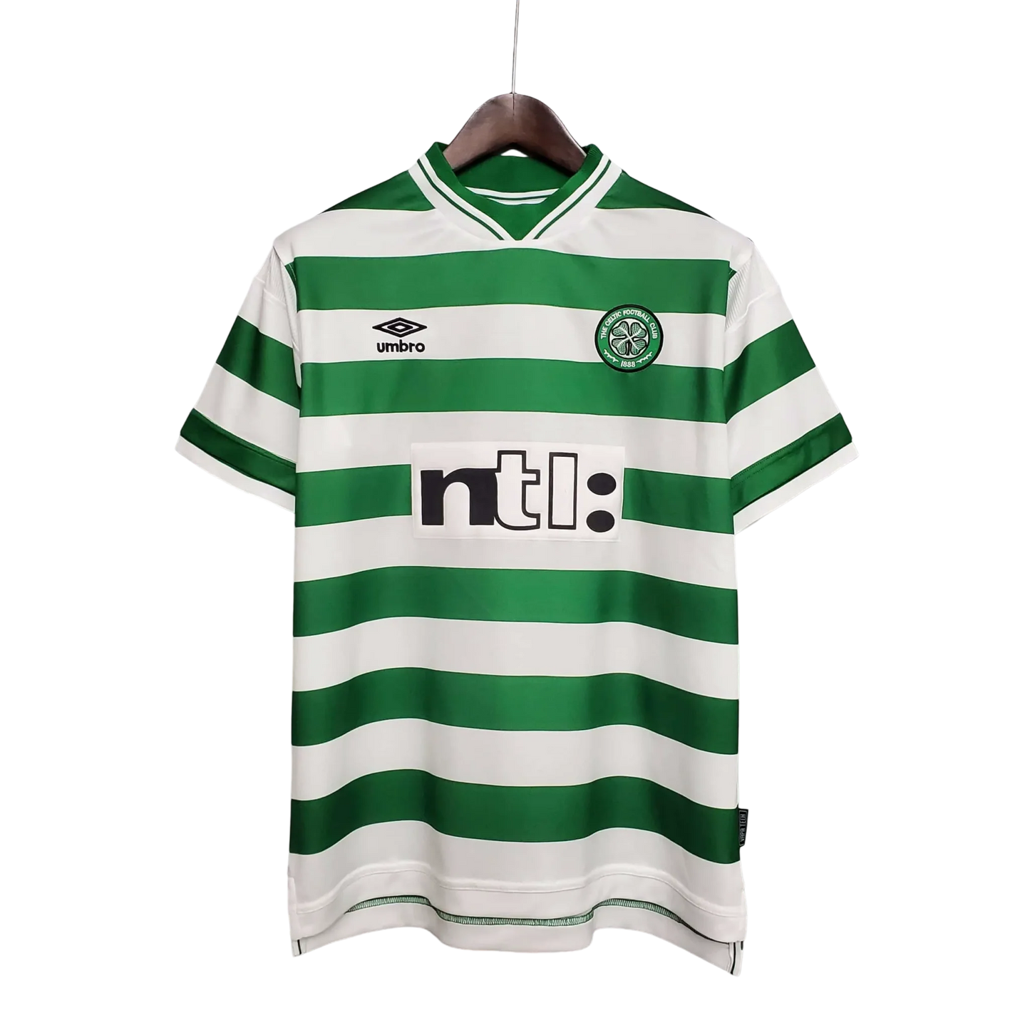 https://cdn.shopify.com/s/files/1/0826/7228/8075/files/19992000-glasgow-celtic-ntl-home-retro-kit-classickits433-620256.webp?v=1741198264