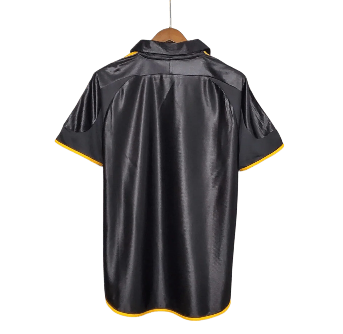 https://cdn.shopify.com/s/files/1/0826/7228/8075/files/19992000-real-madrid-teka-black-away-retro-kit-classickits433-242660.webp?v=1741199018