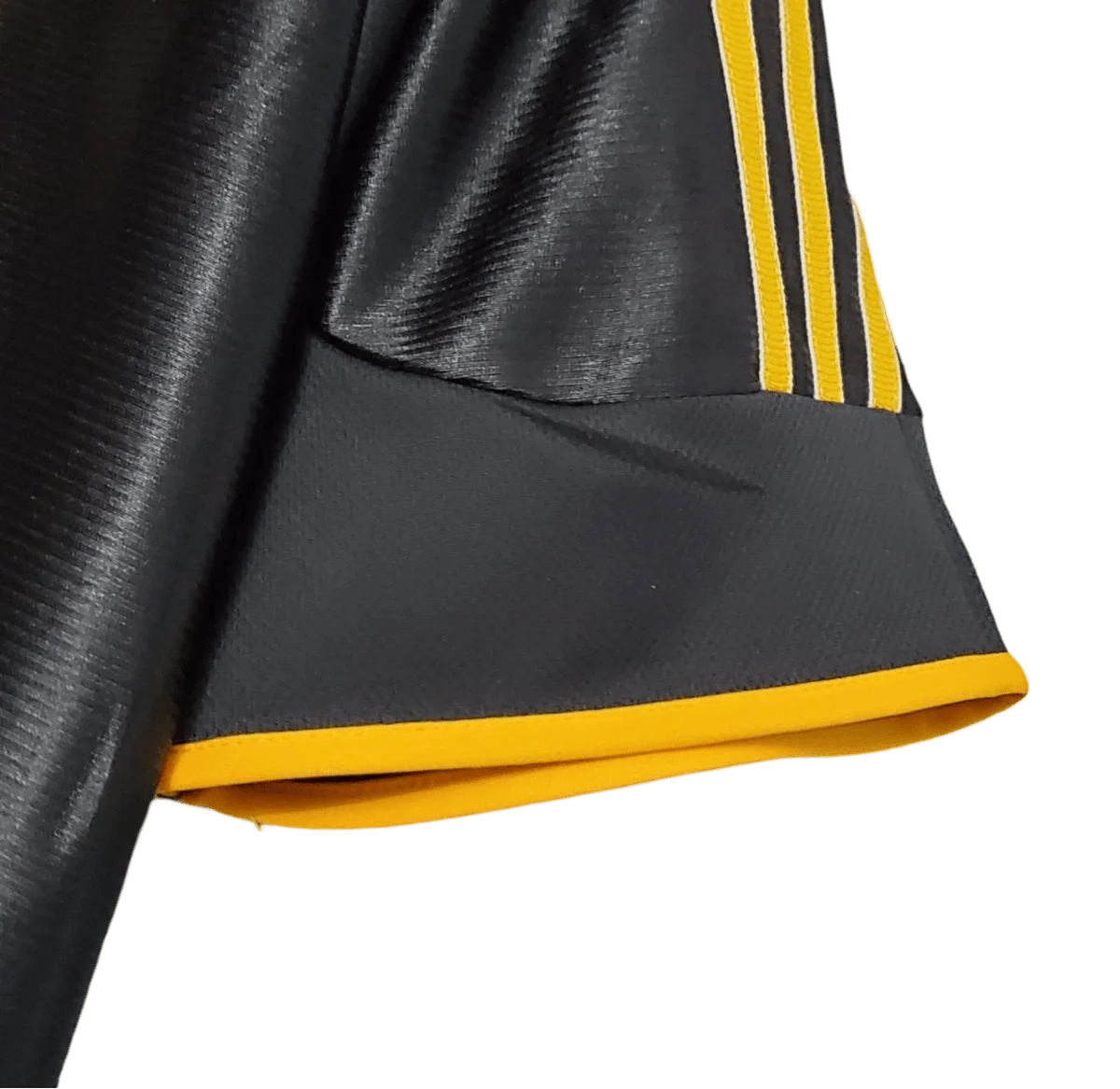https://cdn.shopify.com/s/files/1/0826/7228/8075/files/19992000-real-madrid-teka-black-away-retro-kit-classickits433-535319.webp?v=1741199018
