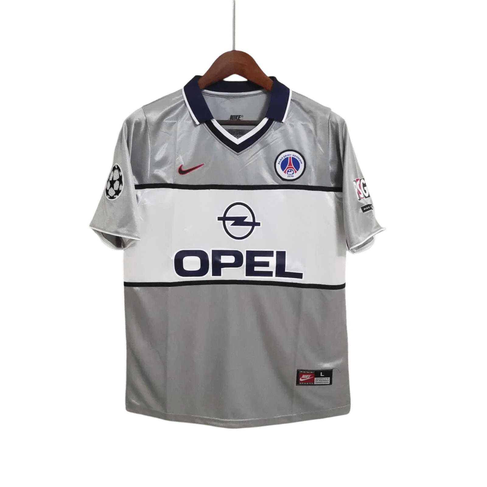 https://cdn.shopify.com/s/files/1/0826/7228/8075/files/2000-2001-paris-saint-germain-opel-grey-away-retro-kit-533154.webp?v=1741199392
