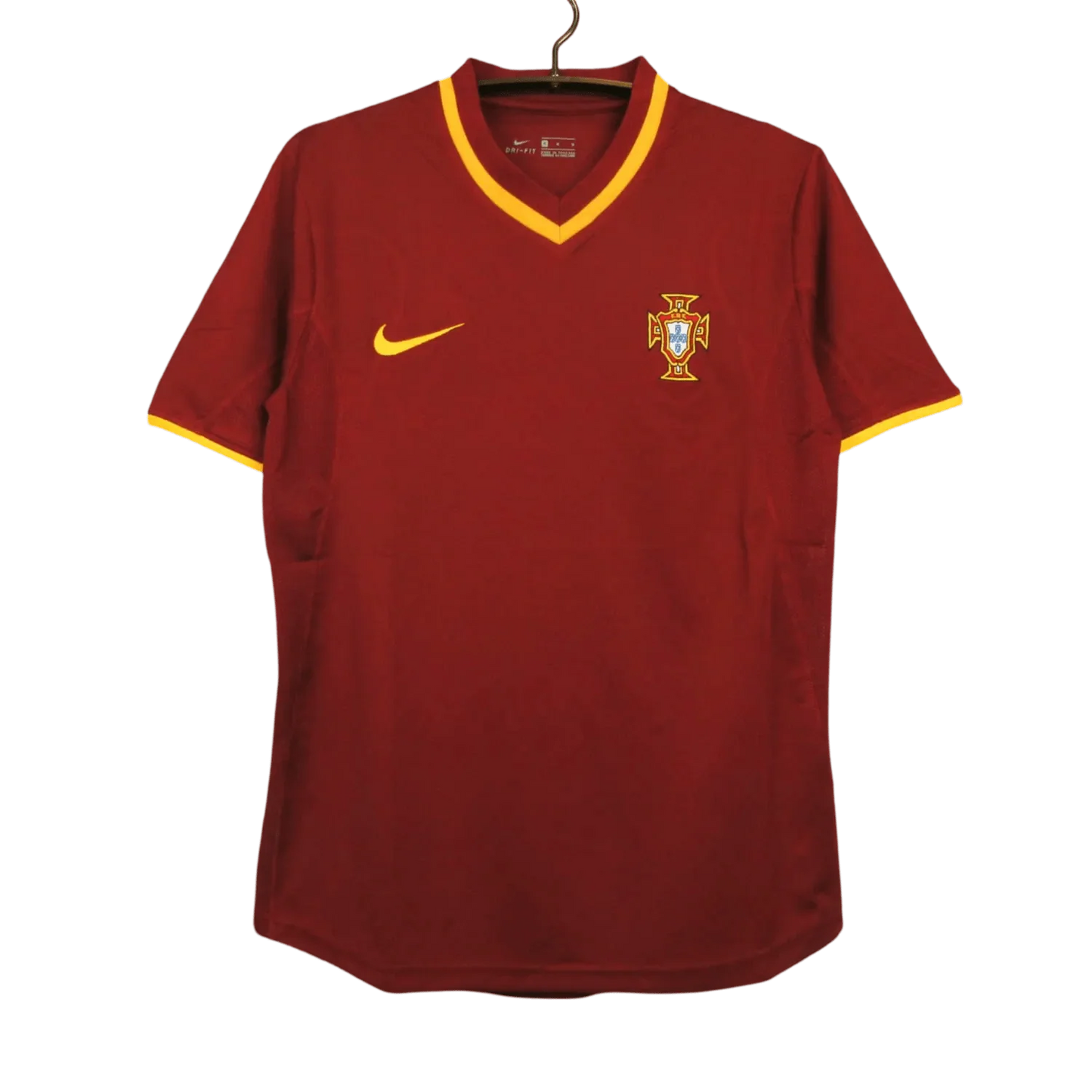 https://cdn.shopify.com/s/files/1/0826/7228/8075/files/2000-portugal-home-retro-kit-148001.webp?v=1741197033