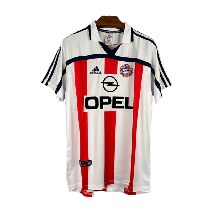 https://cdn.shopify.com/s/files/1/0826/7228/8075/files/20002001-bayern-munich-opel-away-white-retro-kit-classickits433-710558.webp?v=1741199348