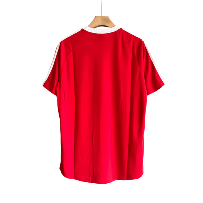 https://cdn.shopify.com/s/files/1/0826/7228/8075/files/20002001-bayern-munich-opel-home-retro-kit-classickits433-441837.webp?v=1741197751