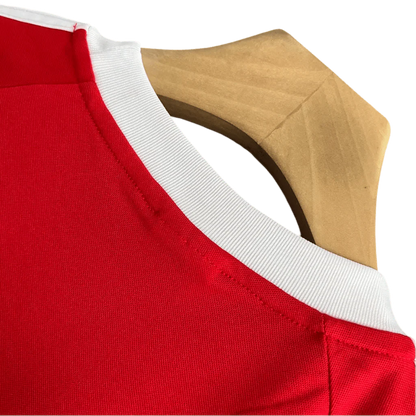 https://cdn.shopify.com/s/files/1/0826/7228/8075/files/20002001-bayern-munich-opel-home-retro-kit-classickits433-709556.webp?v=1741197754