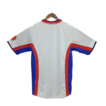 https://cdn.shopify.com/s/files/1/0826/7228/8075/files/20002001-fc-barcelona-away-retro-kit-classickits433-581406.webp?v=1741197541
