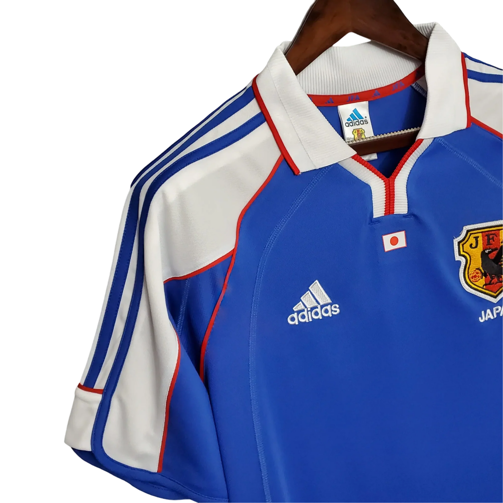 https://cdn.shopify.com/s/files/1/0826/7228/8075/files/20002001-japan-home-retro-kit-classickits433-401496.webp?v=1741198759