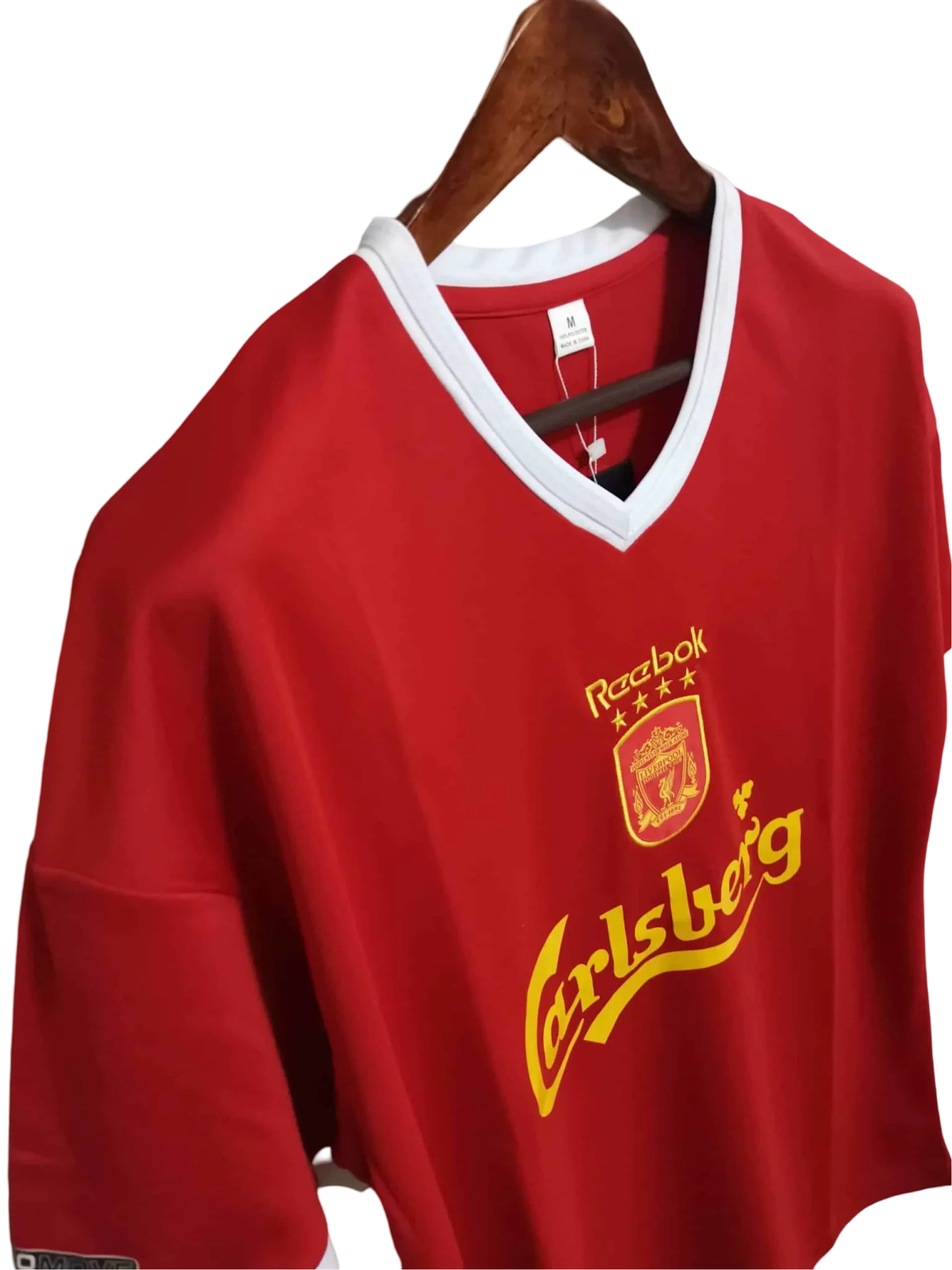https://cdn.shopify.com/s/files/1/0826/7228/8075/files/20002001-liverpooi-carlsberg-home-retro-kit-classickits433-609220.webp?v=1741197838