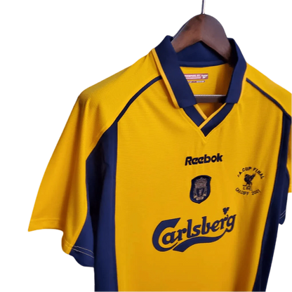 https://cdn.shopify.com/s/files/1/0826/7228/8075/files/20002001-liverpool-carlsberg-yellow-away-retro-kit-classickits433-284287.webp?v=1741199192
