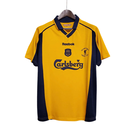 https://cdn.shopify.com/s/files/1/0826/7228/8075/files/20002001-liverpool-carlsberg-yellow-away-retro-kit-classickits433-674231.webp?v=1741199192