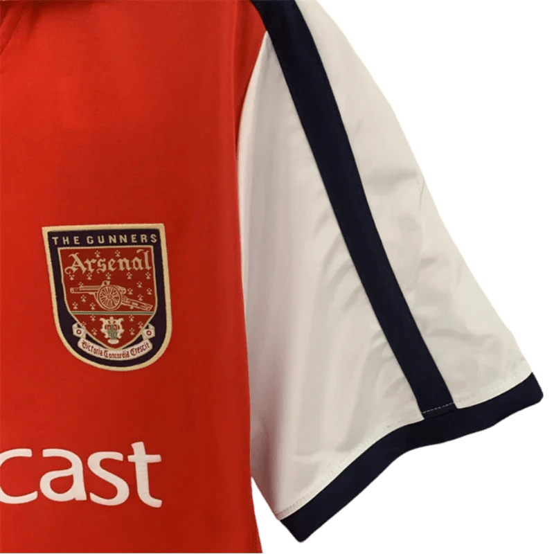https://cdn.shopify.com/s/files/1/0826/7228/8075/files/20002002-arsenal-dreamcast-home-retro-kit-classickits433-501010.webp?v=1741199355