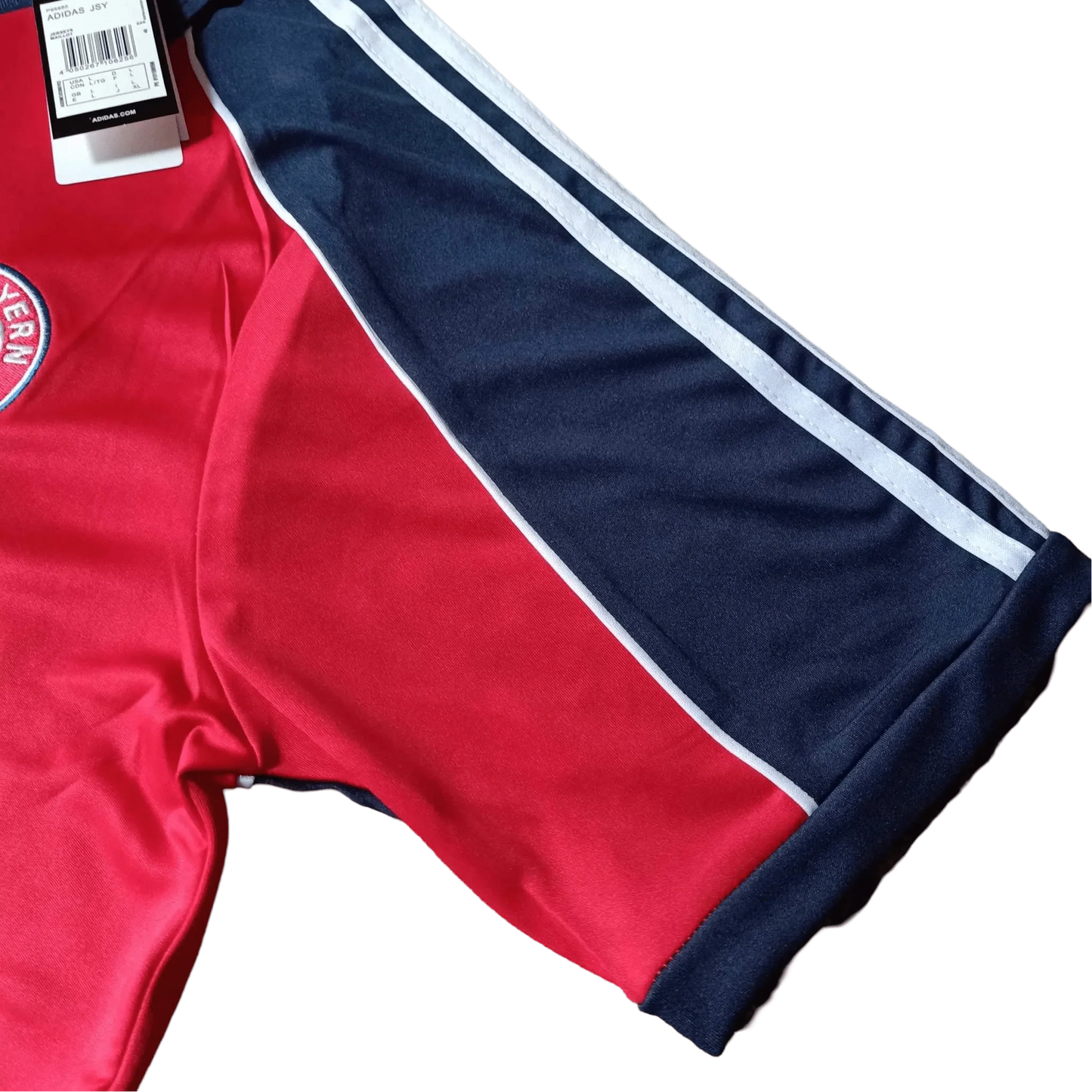https://cdn.shopify.com/s/files/1/0826/7228/8075/files/20012002-bayern-munich-opel-home-retro-kit-classickits433-568453.webp?v=1741197839