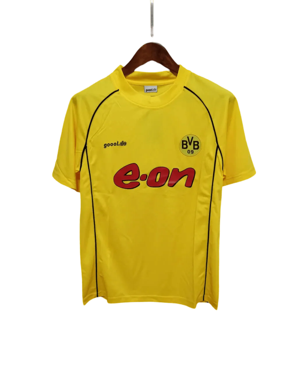 https://cdn.shopify.com/s/files/1/0826/7228/8075/files/20012002-borussia-dortmund-eon-champions-league-retro-kit-classickits433-251337.webp?v=1741197741