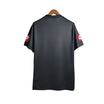 https://cdn.shopify.com/s/files/1/0826/7228/8075/files/20012002-juventus-fastweb-away-retro-kit-classickits433-141280.webp?v=1741198789