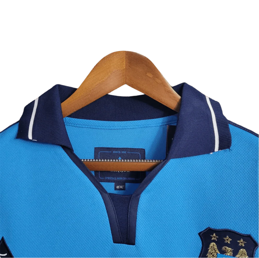 https://cdn.shopify.com/s/files/1/0826/7228/8075/files/20012002-manchester-city-eidos-home-retro-kit-classickits433-290399.webp?v=1741198008