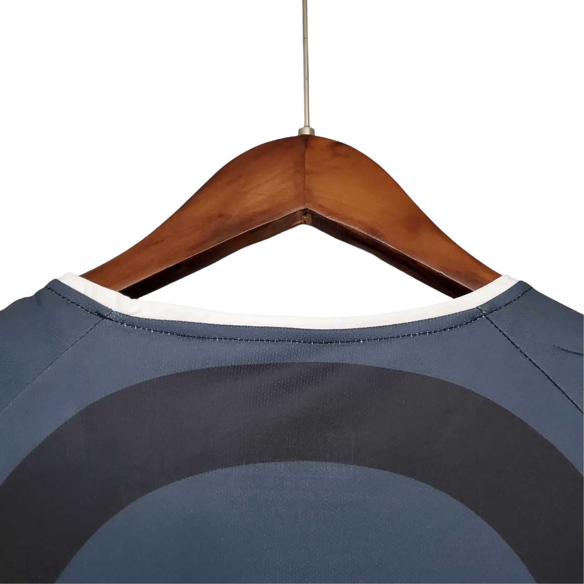 https://cdn.shopify.com/s/files/1/0826/7228/8075/files/20012002-paris-saint-germain-opel-3rd-black-retro-kit-698643.webp?v=1741198008