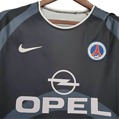 https://cdn.shopify.com/s/files/1/0826/7228/8075/files/20012002-paris-saint-germain-opel-3rd-black-retro-kit-917682.webp?v=1741198008