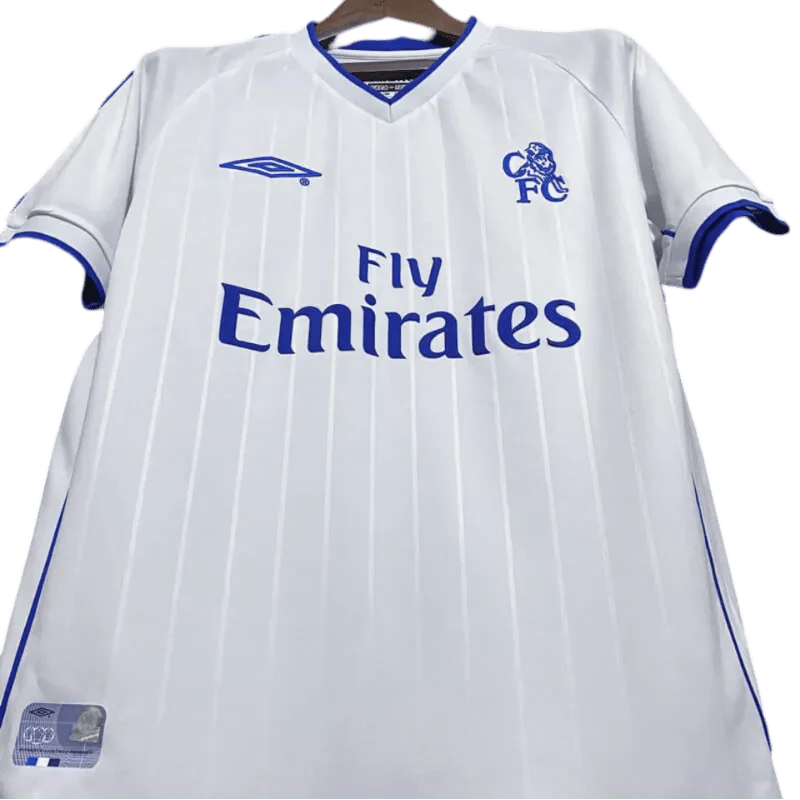 https://cdn.shopify.com/s/files/1/0826/7228/8075/files/20012003-chelsea-fly-emirates-away-retro-kit-classickits433-332145.webp?v=1741198263