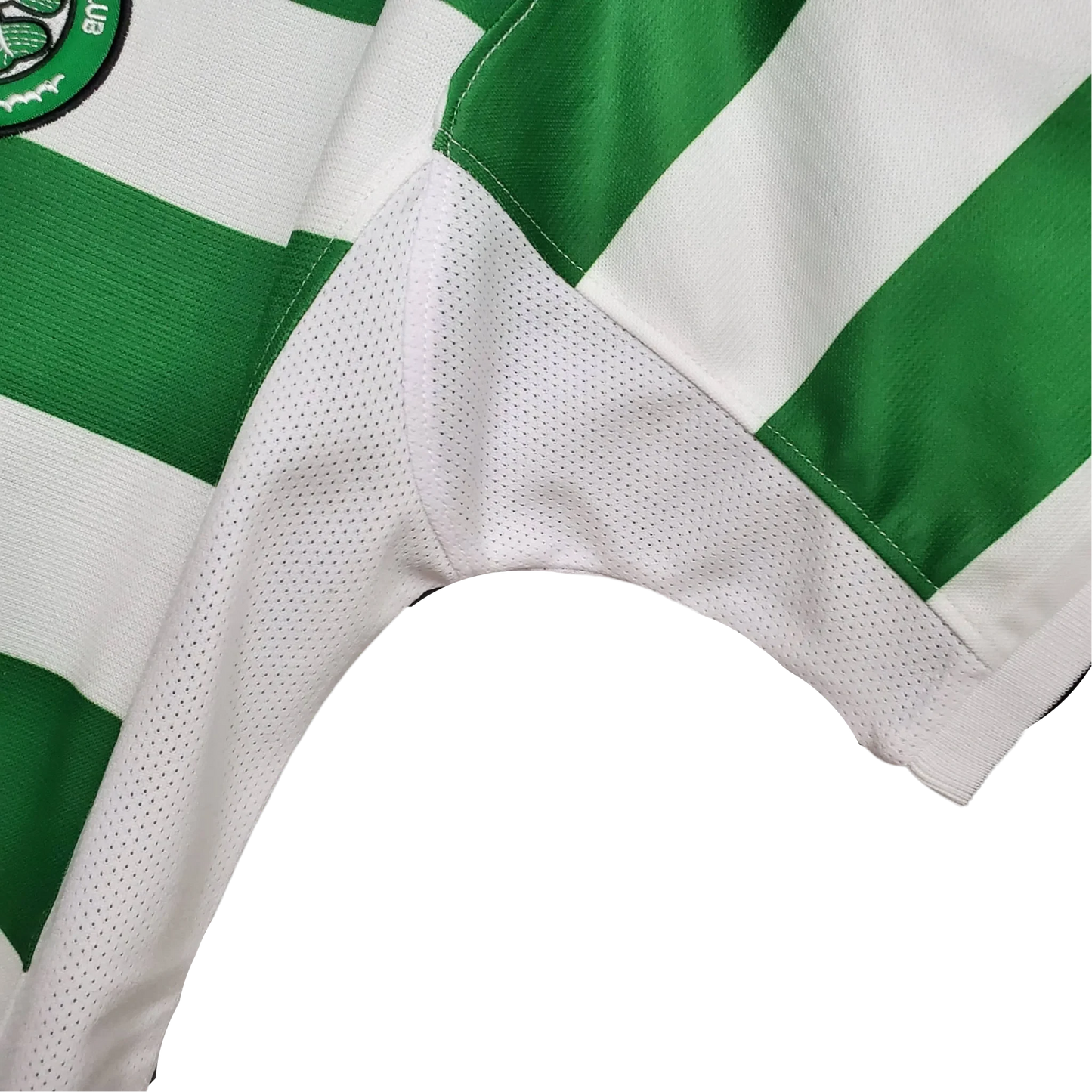 https://cdn.shopify.com/s/files/1/0826/7228/8075/files/20012003-glasgow-celtic-ntl-home-retro-kit-classickits433-226671.webp?v=1741198287