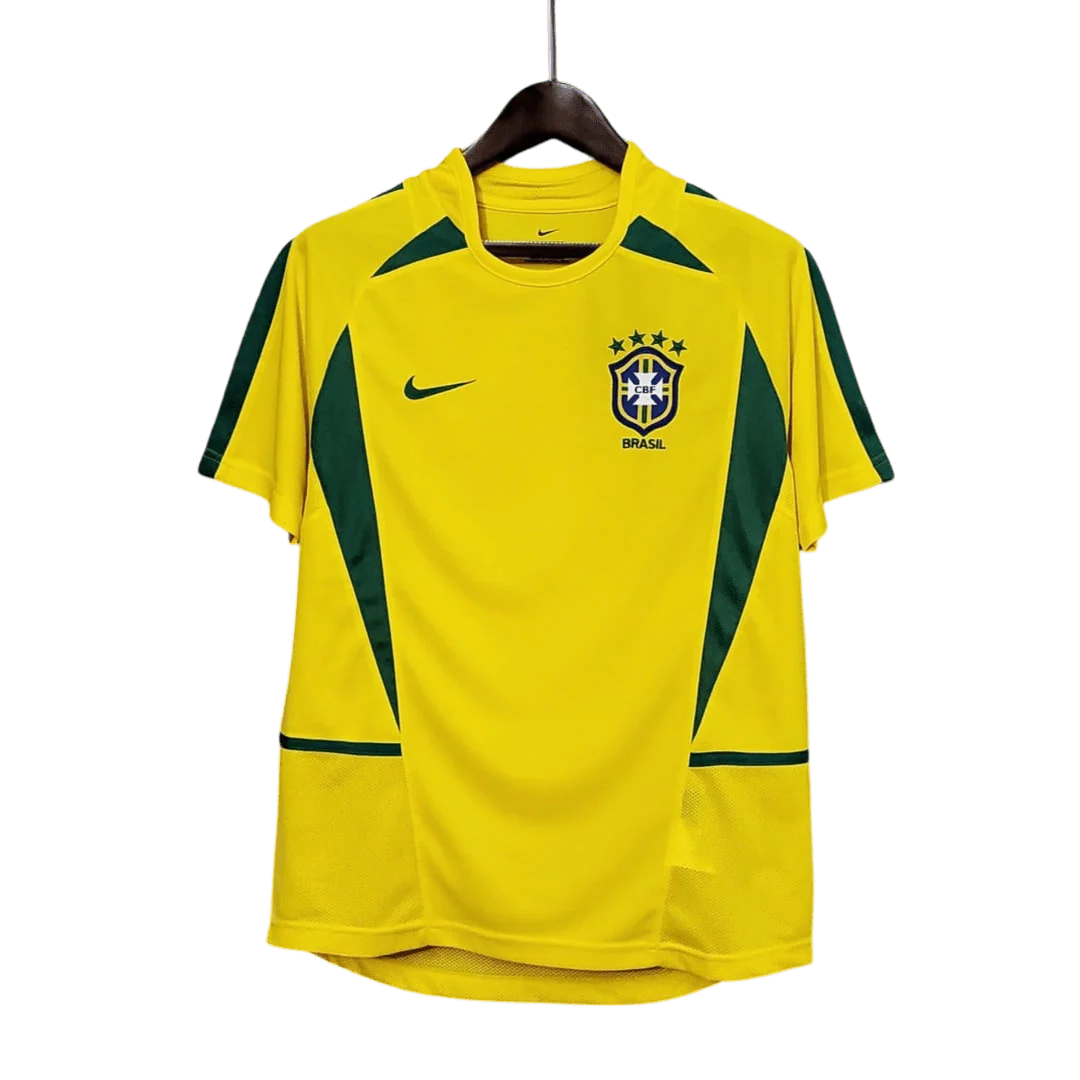 https://cdn.shopify.com/s/files/1/0826/7228/8075/files/2002-brazil-world-cup-home-retro-kit-classickits433-763803.webp?v=1741198809