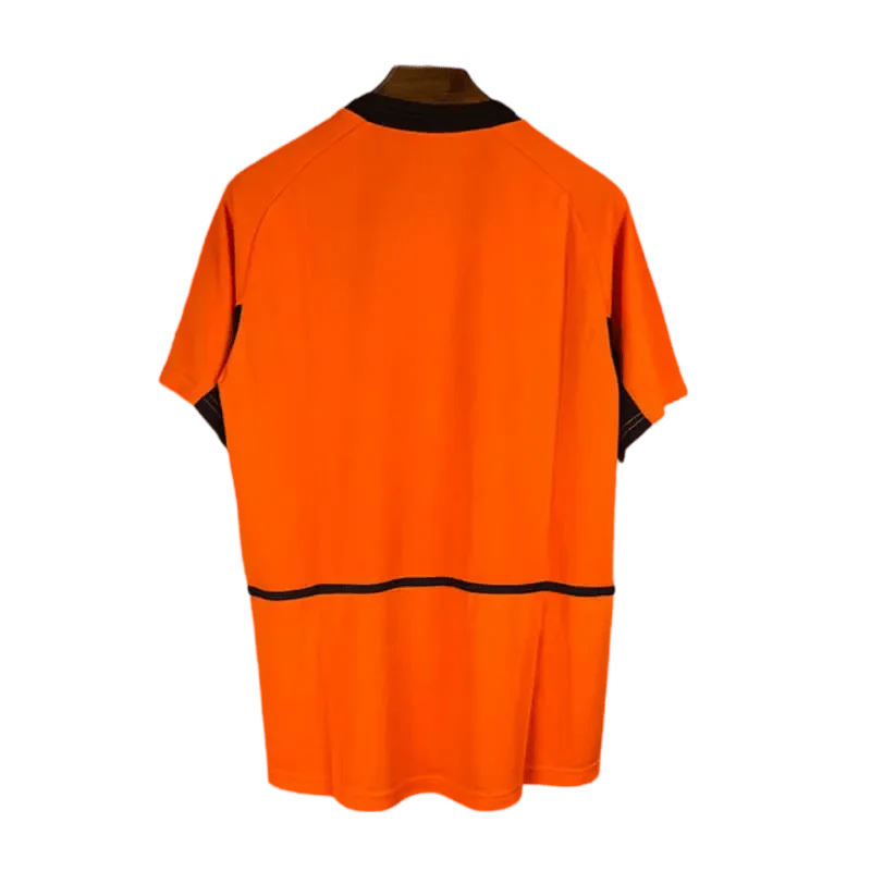 https://cdn.shopify.com/s/files/1/0826/7228/8075/files/2002-netherlands-home-retro-kit-147791.webp?v=1741196954