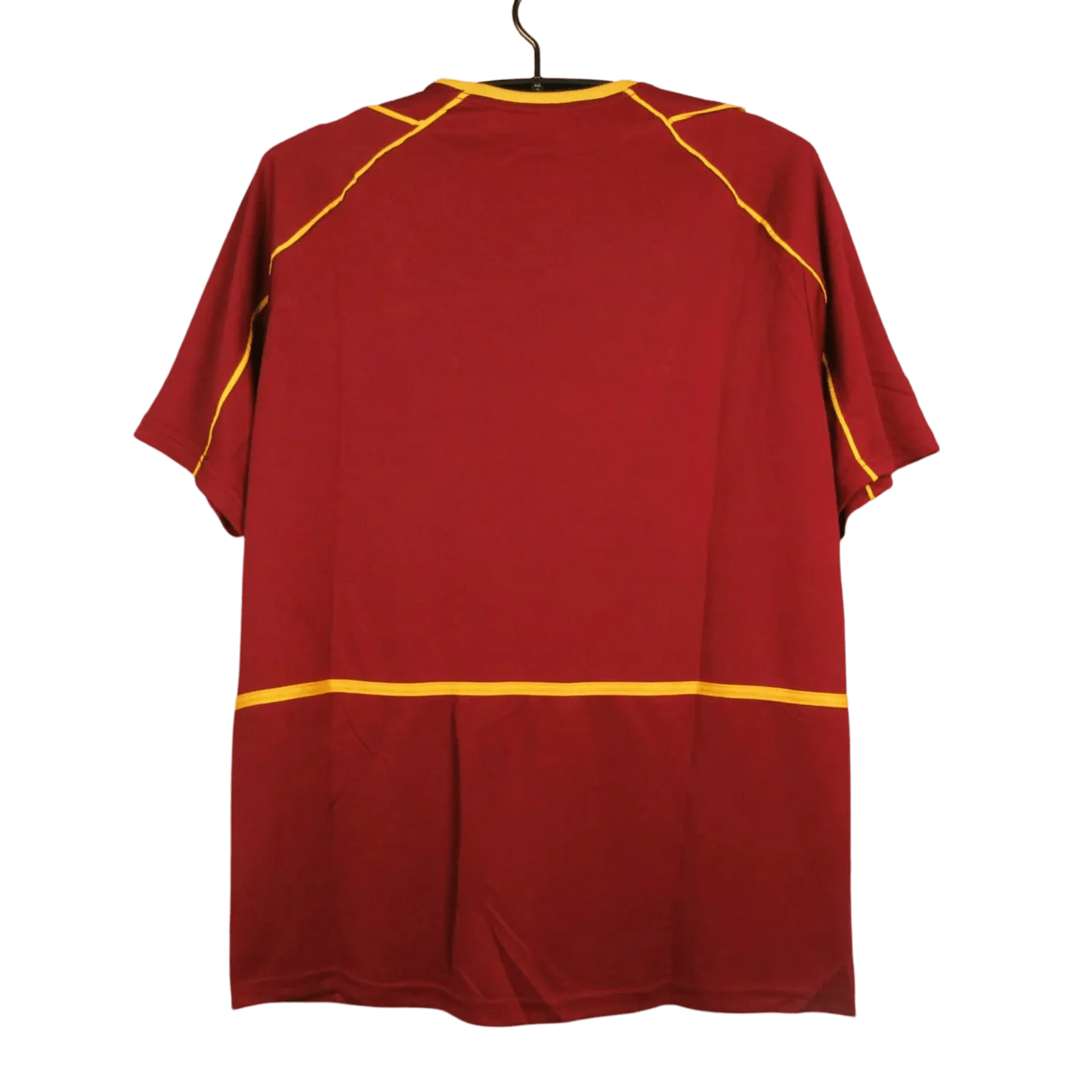 https://cdn.shopify.com/s/files/1/0826/7228/8075/files/2002-portugal-home-retro-kit-822417.webp?v=1741197027
