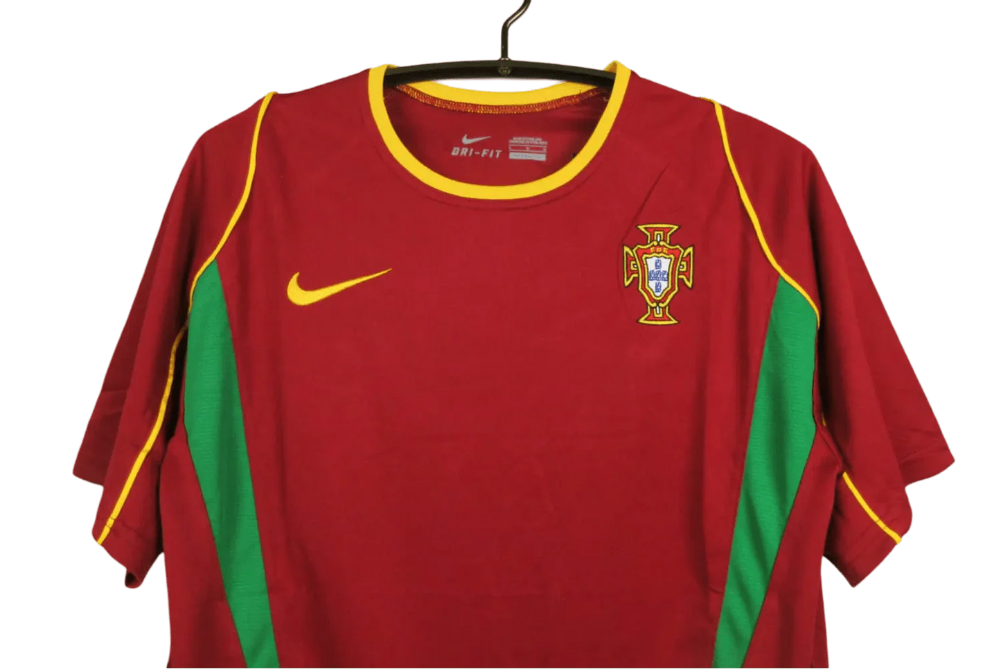 https://cdn.shopify.com/s/files/1/0826/7228/8075/files/2002-portugal-home-retro-kit-892852.webp?v=1741197029