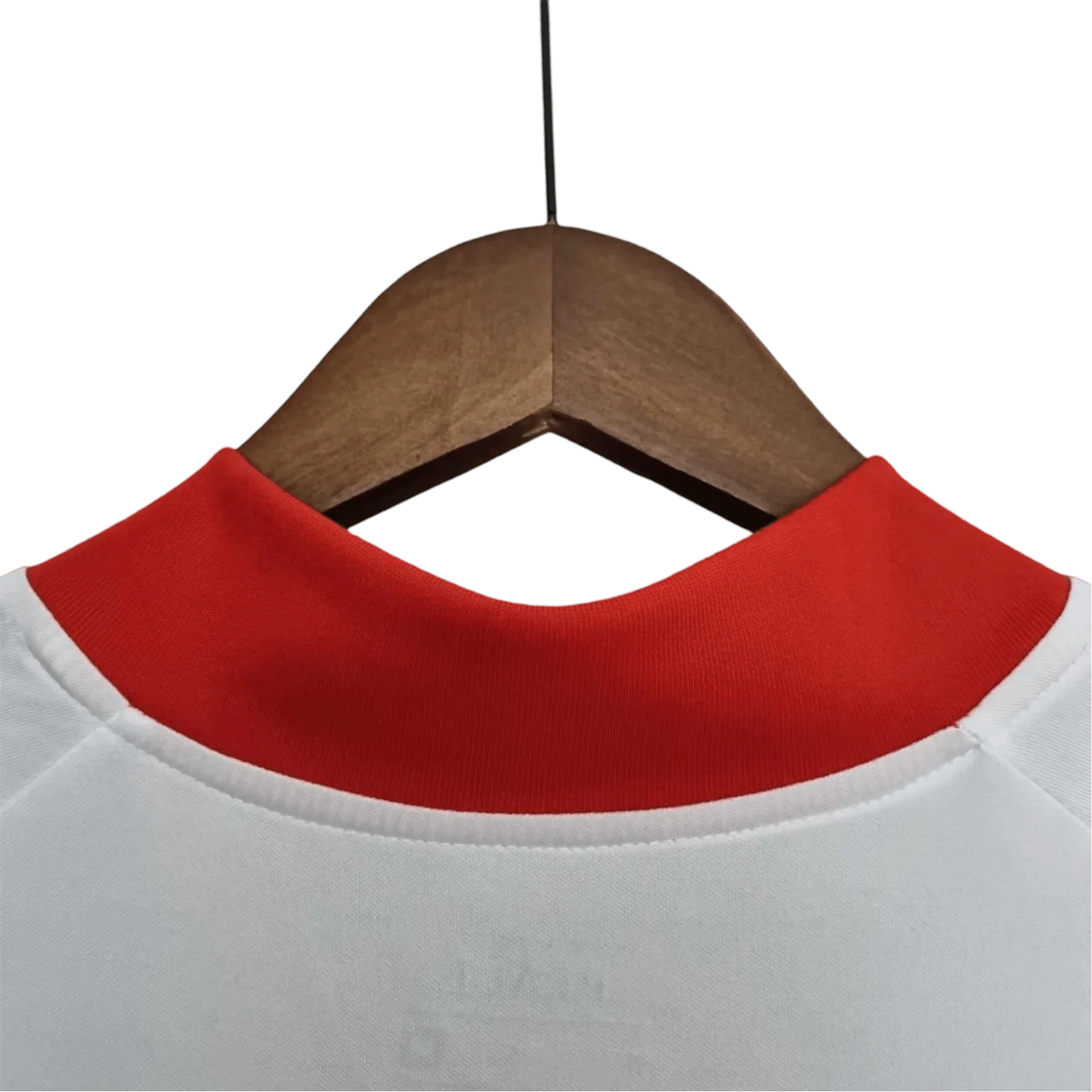 https://cdn.shopify.com/s/files/1/0826/7228/8075/files/20022003-ac-milan-for-peace-champions-league-final-edition-retro-kit-679964.webp?v=1741197274