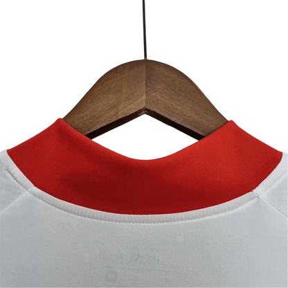 https://cdn.shopify.com/s/files/1/0826/7228/8075/files/20022003-ac-milan-for-peace-champions-league-final-edition-retro-kit-679964.webp?v=1741197274