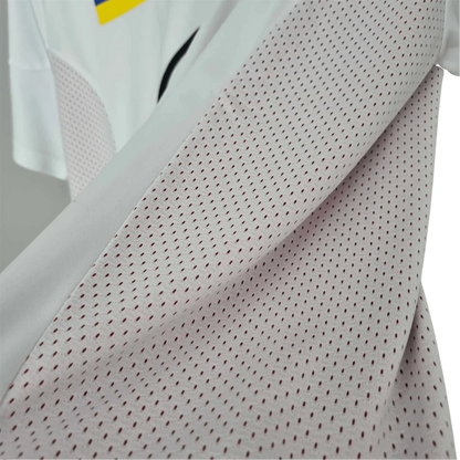 https://cdn.shopify.com/s/files/1/0826/7228/8075/files/20022003-ac-milan-for-peace-champions-league-final-edition-retro-kit-814495.webp?v=1741197274