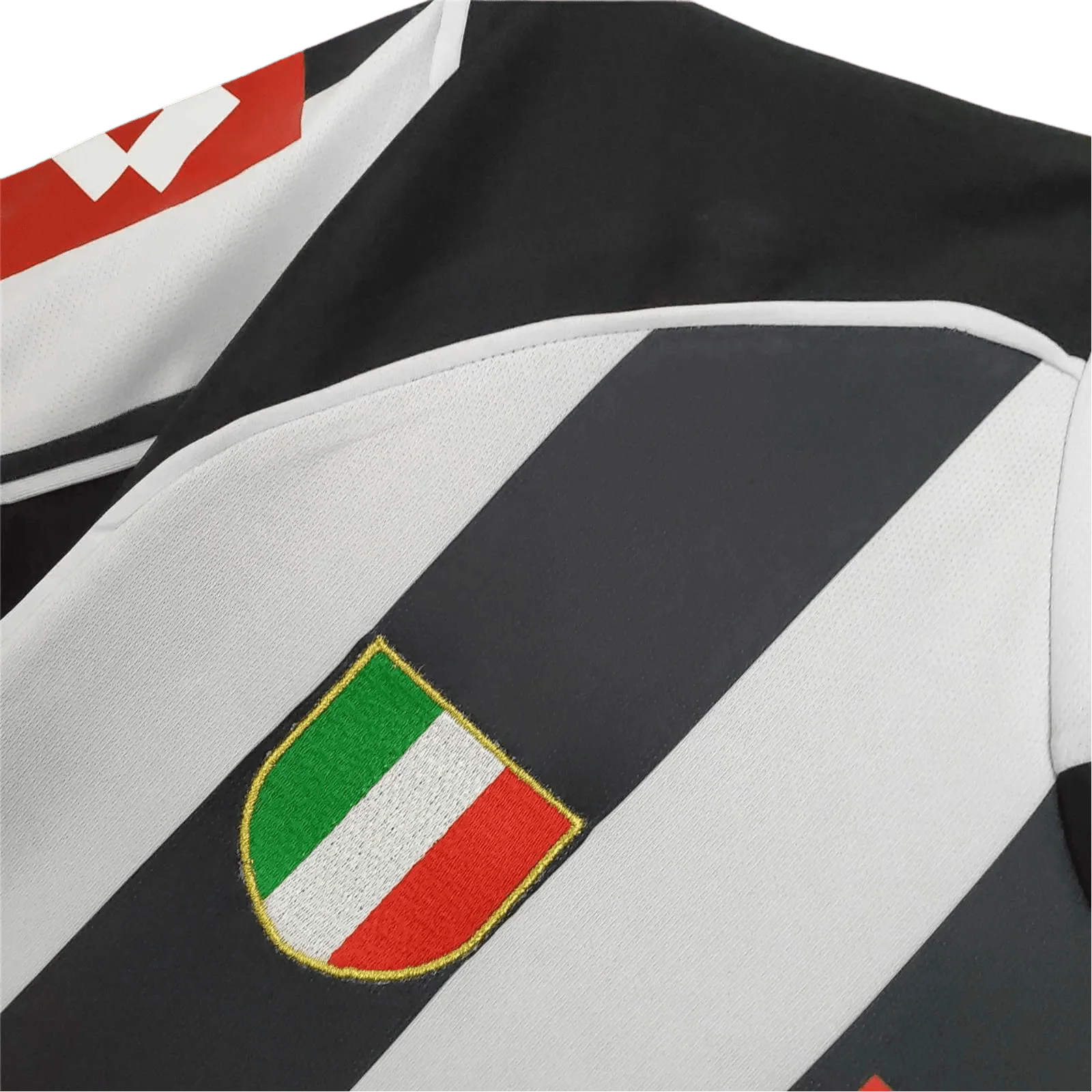 https://cdn.shopify.com/s/files/1/0826/7228/8075/files/20022003-juventus-tamoil-home-retro-kit-564850.webp?v=1741197303