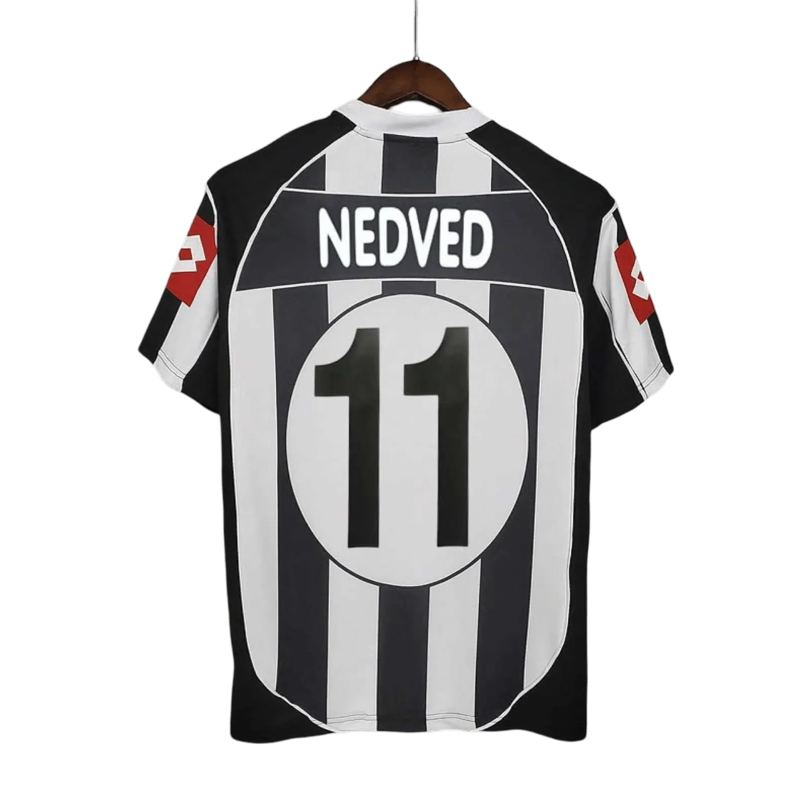 https://cdn.shopify.com/s/files/1/0826/7228/8075/files/20022003-juventus-tamoil-home-retro-kit-594406.webp?v=1741197296