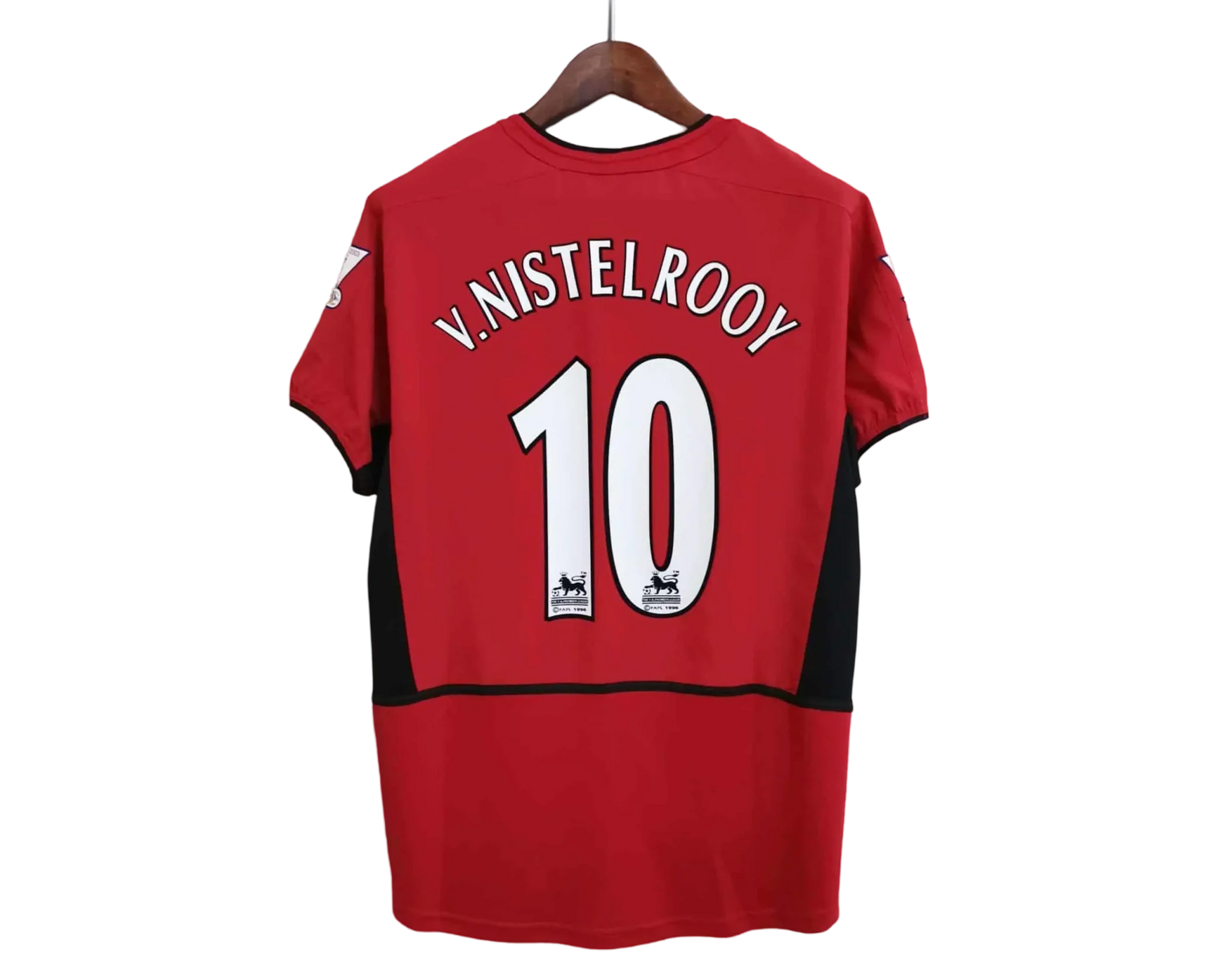 https://cdn.shopify.com/s/files/1/0826/7228/8075/files/20022003-manchester-united-vodafone-home-retro-kit-classickits433-865522.webp?v=1741197752