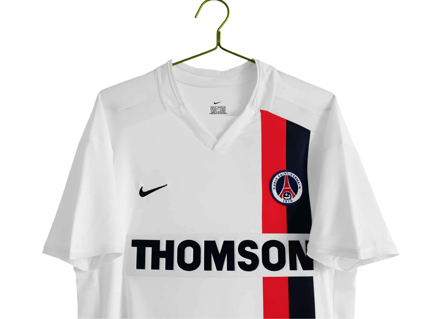 https://cdn.shopify.com/s/files/1/0826/7228/8075/files/20022003-paris-saint-germain-thomson-away-retro-kit-454973.webp?v=1741198003