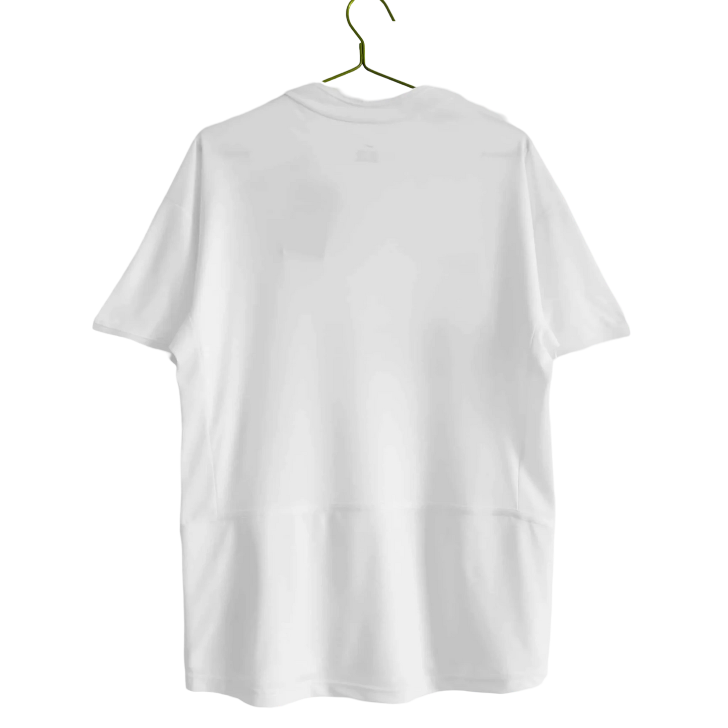 https://cdn.shopify.com/s/files/1/0826/7228/8075/files/20022003-paris-saint-germain-thomson-away-retro-kit-849287.webp?v=1741198002