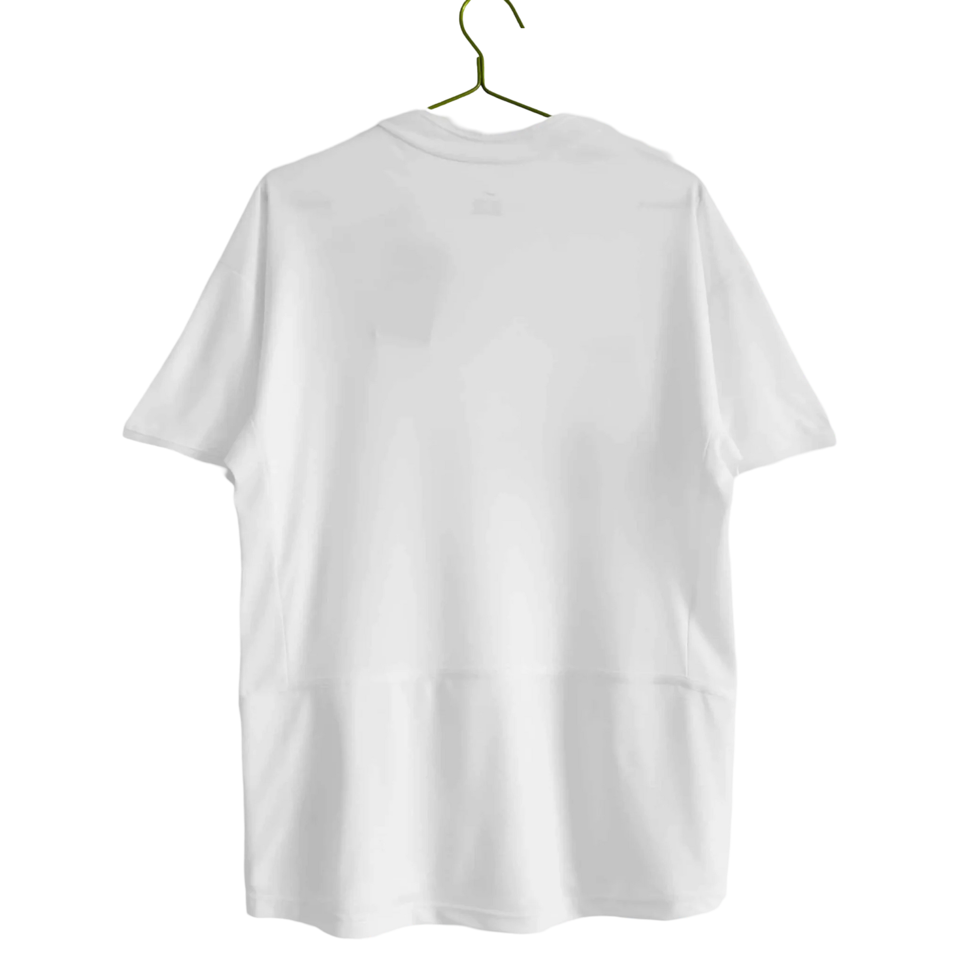https://cdn.shopify.com/s/files/1/0826/7228/8075/files/20022003-paris-saint-germain-thomson-away-retro-kit-849287.webp?v=1741198002