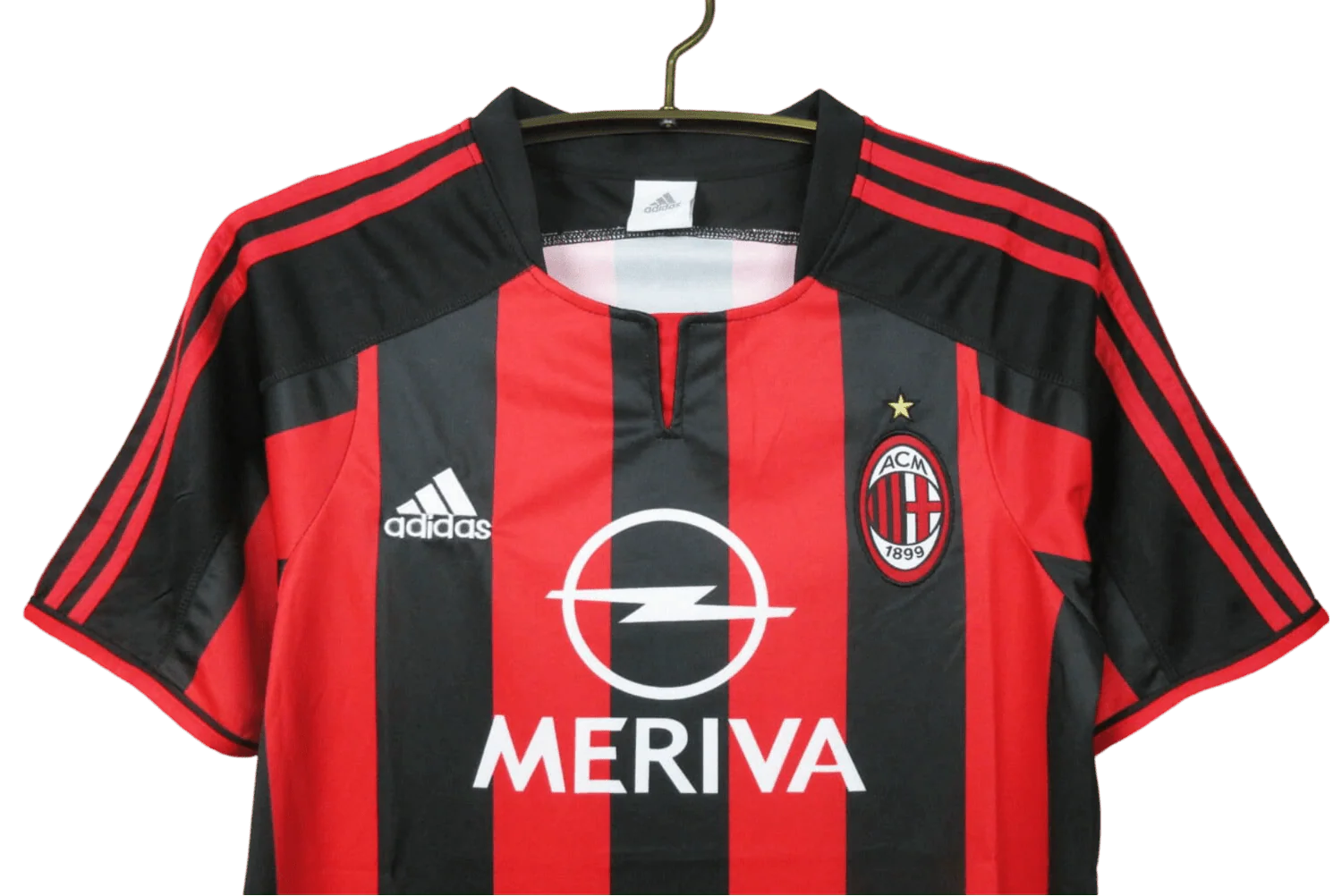 https://cdn.shopify.com/s/files/1/0826/7228/8075/files/20032004-ac-milan-opel-meriva-home-retro-kit-classickits433-904227.webp?v=1741198868