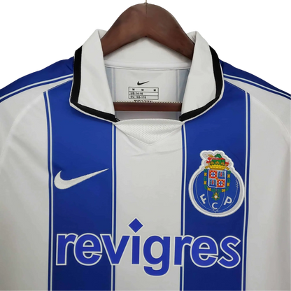 https://cdn.shopify.com/s/files/1/0826/7228/8075/files/20032004-fc-porto-revigres-home-retro-jersey-442282.webp?v=1741198251