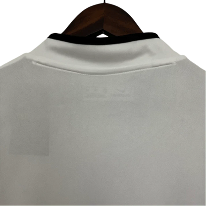 https://cdn.shopify.com/s/files/1/0826/7228/8075/files/20032004-valencia-toyota-home-retro-kit-classickits433-355304.webp?v=1741199028