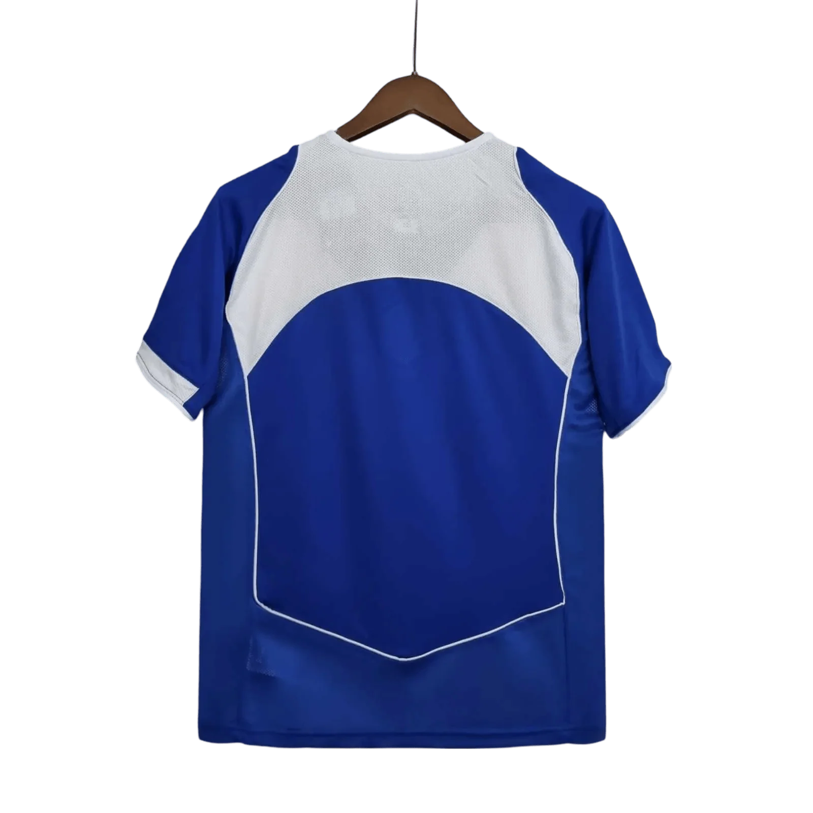https://cdn.shopify.com/s/files/1/0826/7228/8075/files/2004-brazil-away-retro-kit-973542.webp?v=1741196950