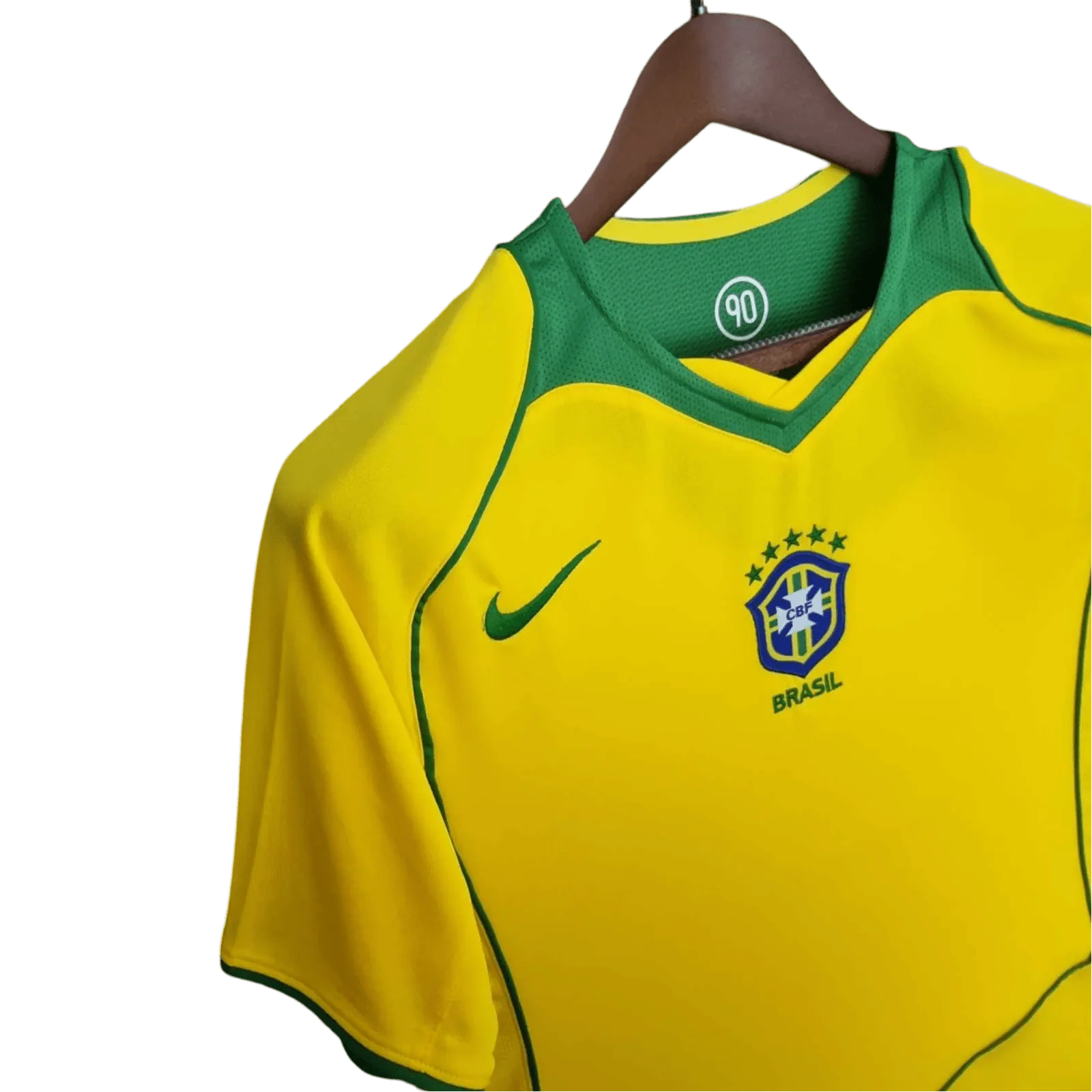 https://cdn.shopify.com/s/files/1/0826/7228/8075/files/2004-brazil-home-retro-kit-722746.webp?v=1741196963