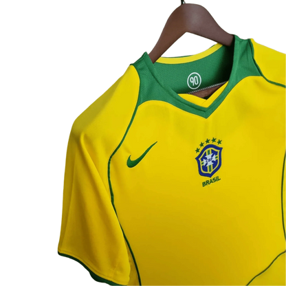 https://cdn.shopify.com/s/files/1/0826/7228/8075/files/2004-brazil-home-retro-kit-722746.webp?v=1741196963