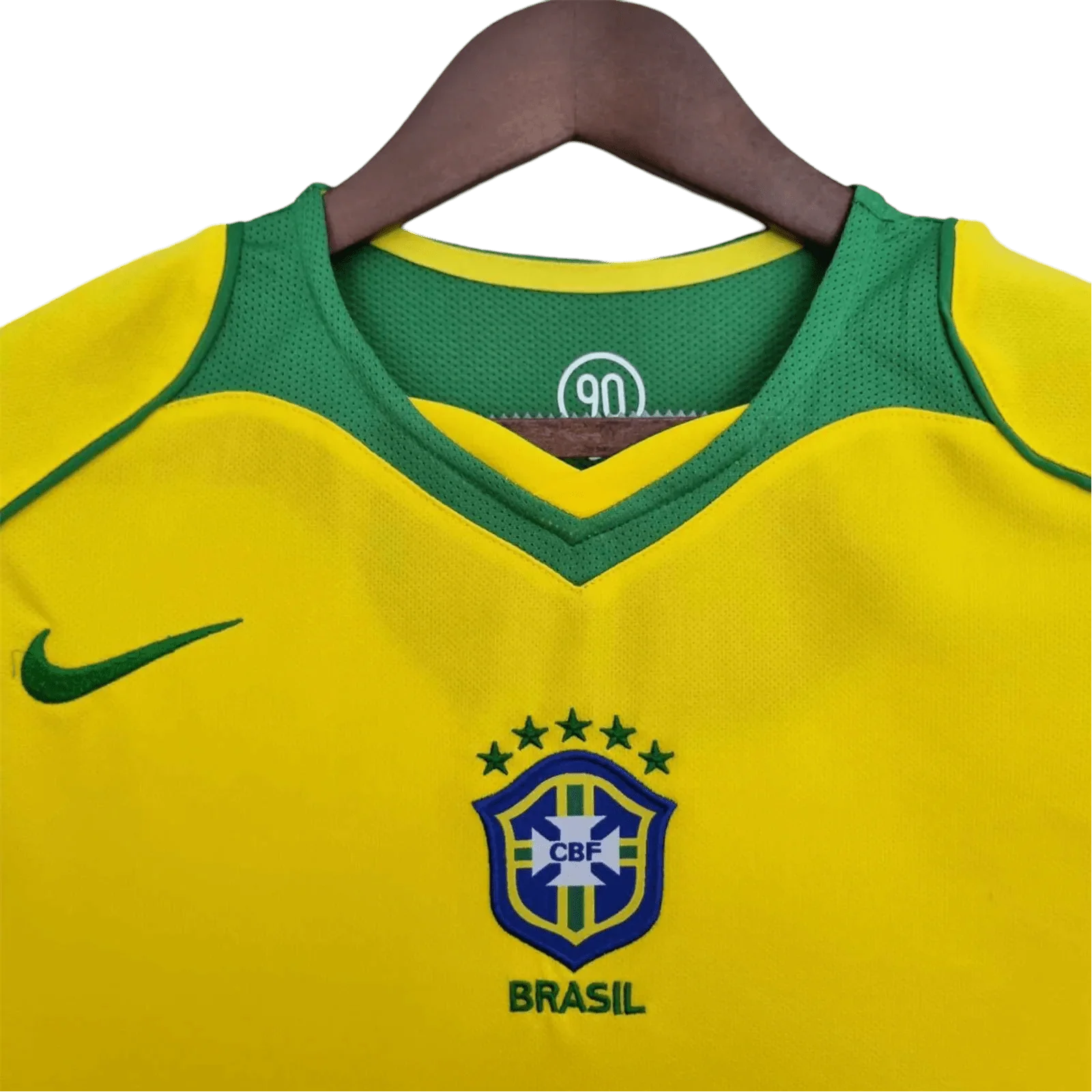https://cdn.shopify.com/s/files/1/0826/7228/8075/files/2004-brazil-home-retro-kit-785644.webp?v=1741196964
