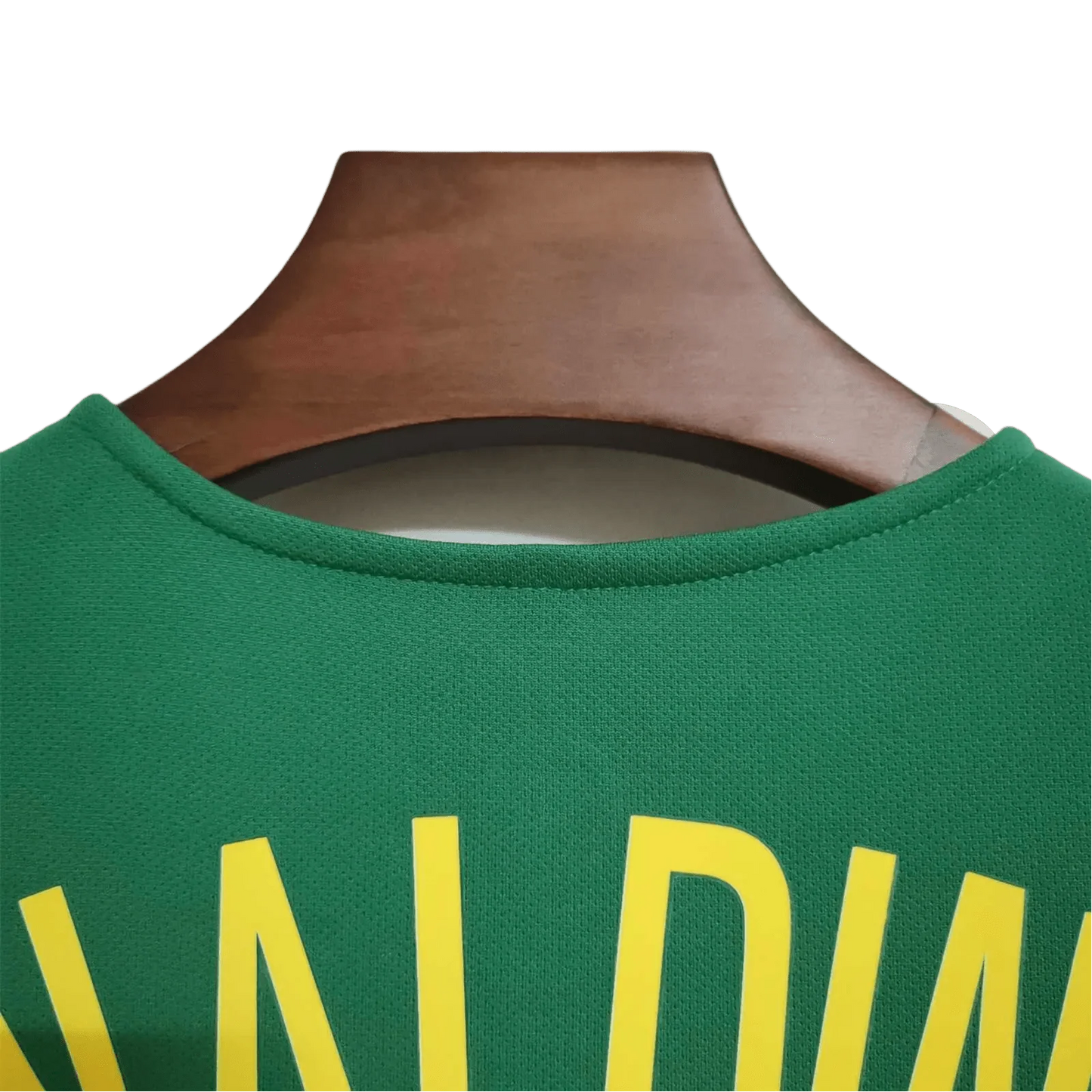 https://cdn.shopify.com/s/files/1/0826/7228/8075/files/2004-brazil-home-retro-kit-893751.webp?v=1741196964