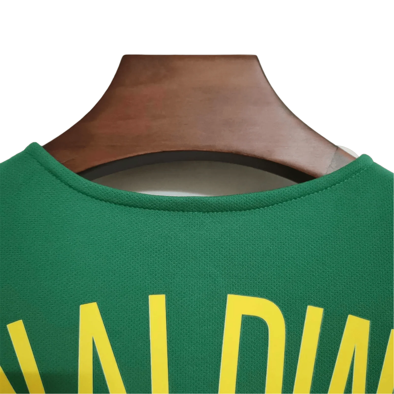 https://cdn.shopify.com/s/files/1/0826/7228/8075/files/2004-brazil-home-retro-kit-893751.webp?v=1741196964