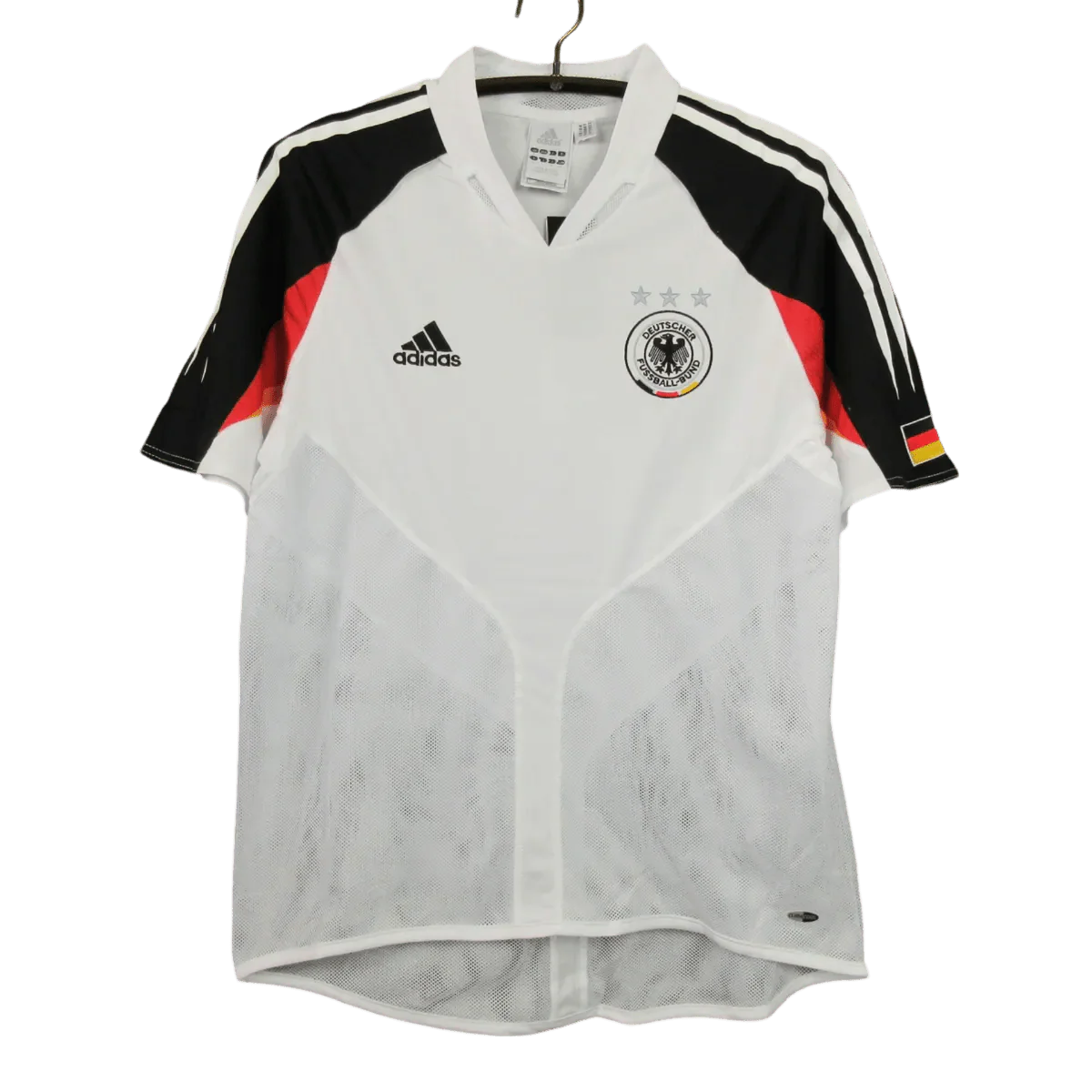 https://cdn.shopify.com/s/files/1/0826/7228/8075/files/2004-germany-euro-retro-kit-195175.webp?v=1741196940